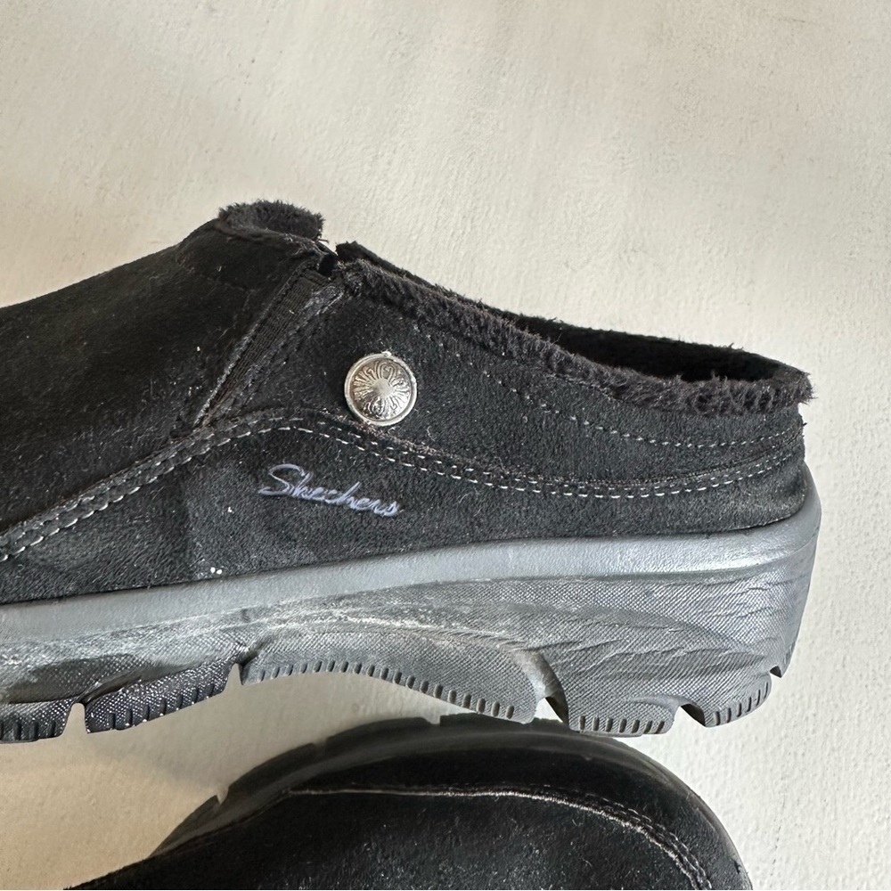 Skechers Relaxed Fit Air-Cooled Memory Foam Black Slip-On Sneakers Sz 8 GUC - Picture 8 of 10